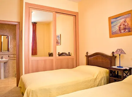 Turisticos Casa De La Borrega *