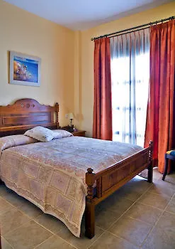 Turisticos Casa De La Borrega Apartment *