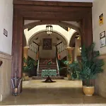 Turisticos Casa De La Borrega אסטפונה