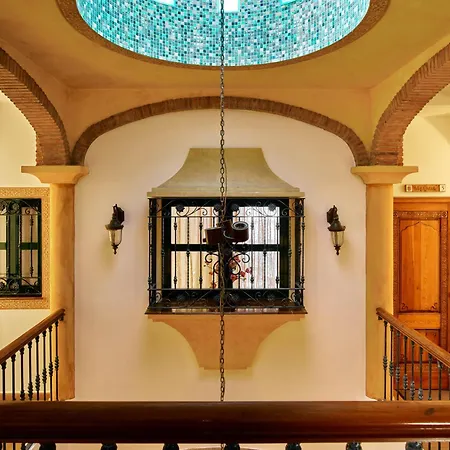Turisticos Casa De La Borrega * אסטפונה